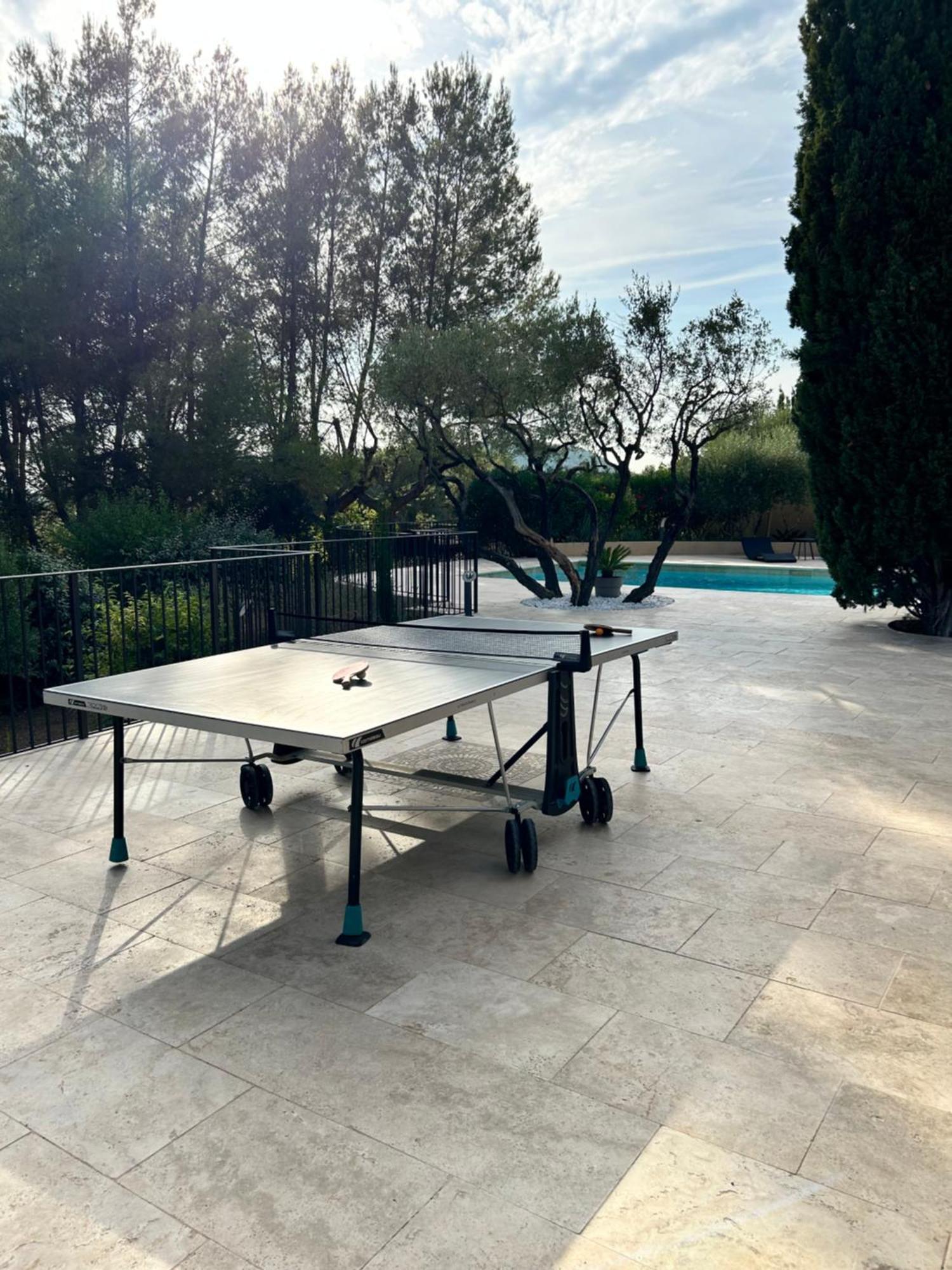Villa De Charme En Campagne Avec Piscine Privee Et Nature Luxuriante Le Beausset Exterior foto